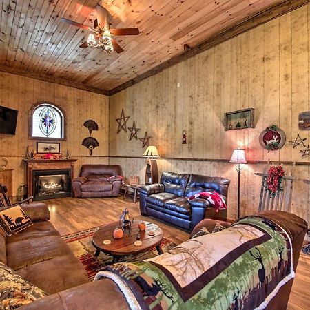 The Bovard Lodge Rustic Cabin Near Ohio River! Florence Exterior foto